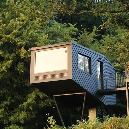 Oak - K1 Baumhaus *